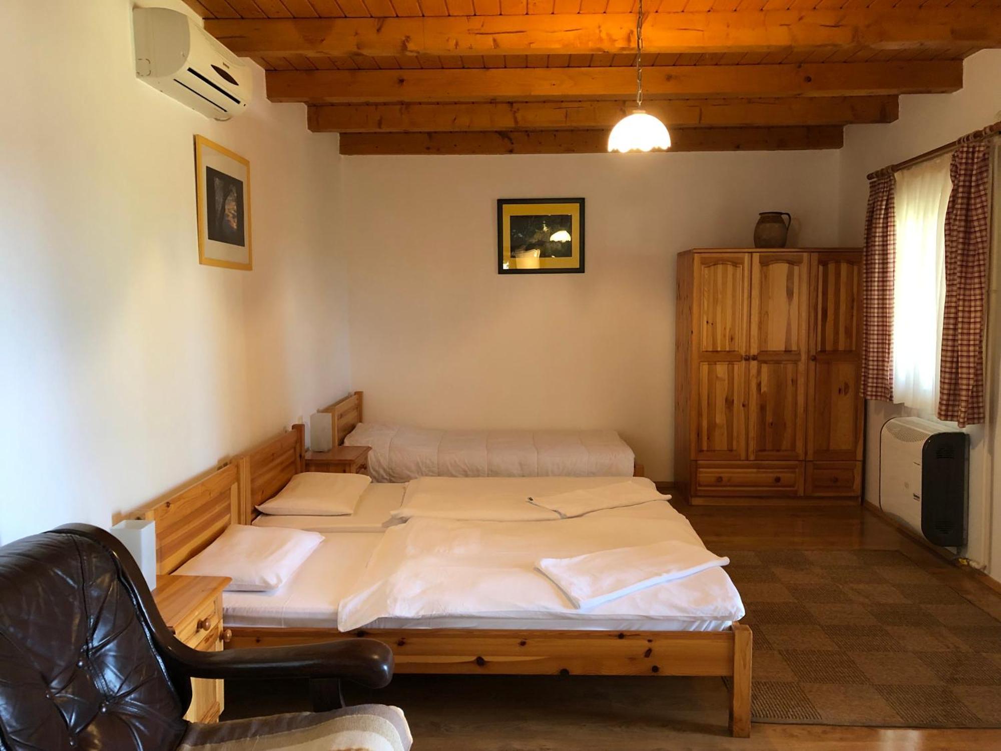 Отель Tisza-Kert Vendeghaz -Tisza-Kert Vendeghaz II Тисафюред Экстерьер фото