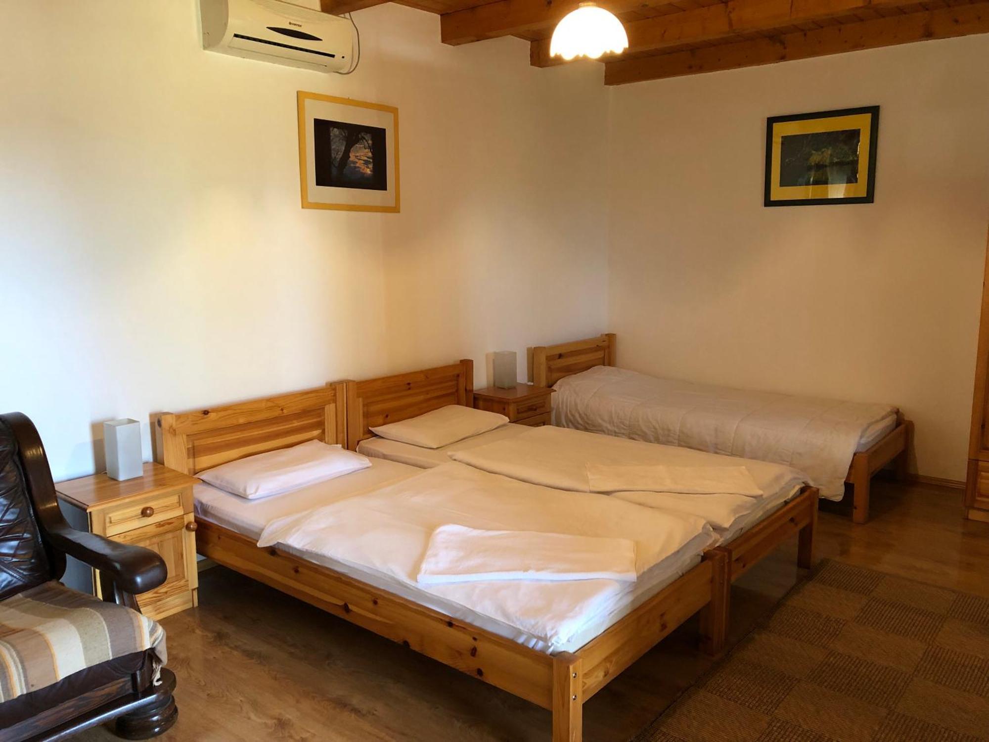 Отель Tisza-Kert Vendeghaz -Tisza-Kert Vendeghaz II Тисафюред Экстерьер фото